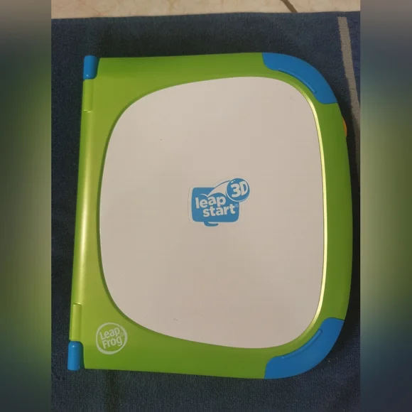 LeapStart 3D Learning System - Picture 2 of 4